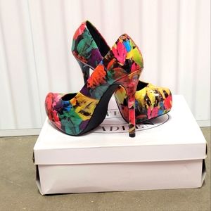 Steve Madden Floral Pumps